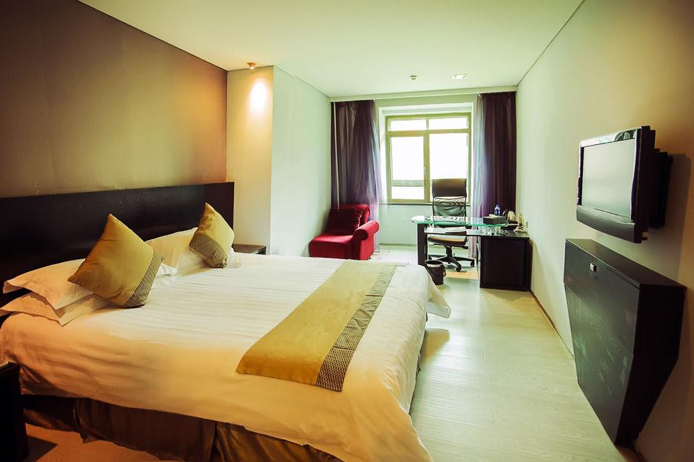 Fx Hotel Xujiahui - Shanghai Stadium Branch Buitenkant foto
