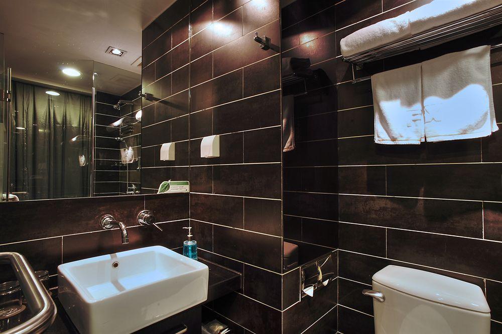 Fx Hotel Xujiahui - Shanghai Stadium Branch Buitenkant foto