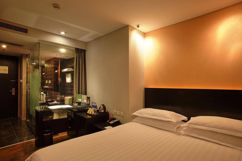 Fx Hotel Xujiahui - Shanghai Stadium Branch Buitenkant foto