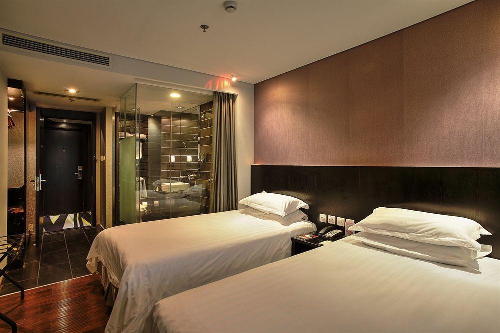 Fx Hotel Xujiahui - Shanghai Stadium Branch Buitenkant foto