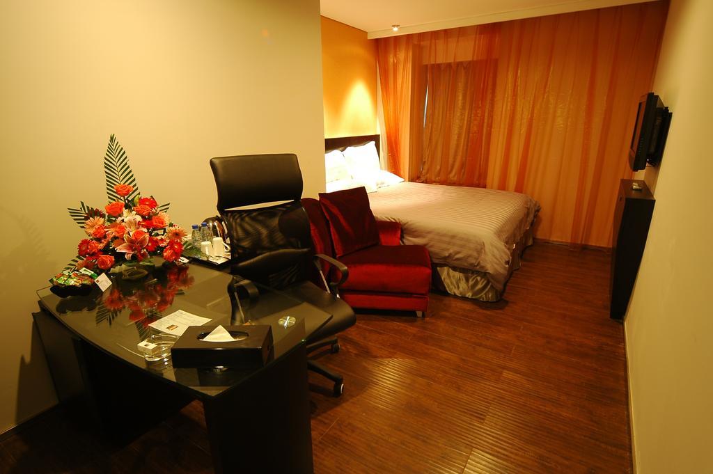 Fx Hotel Xujiahui - Shanghai Stadium Branch Buitenkant foto