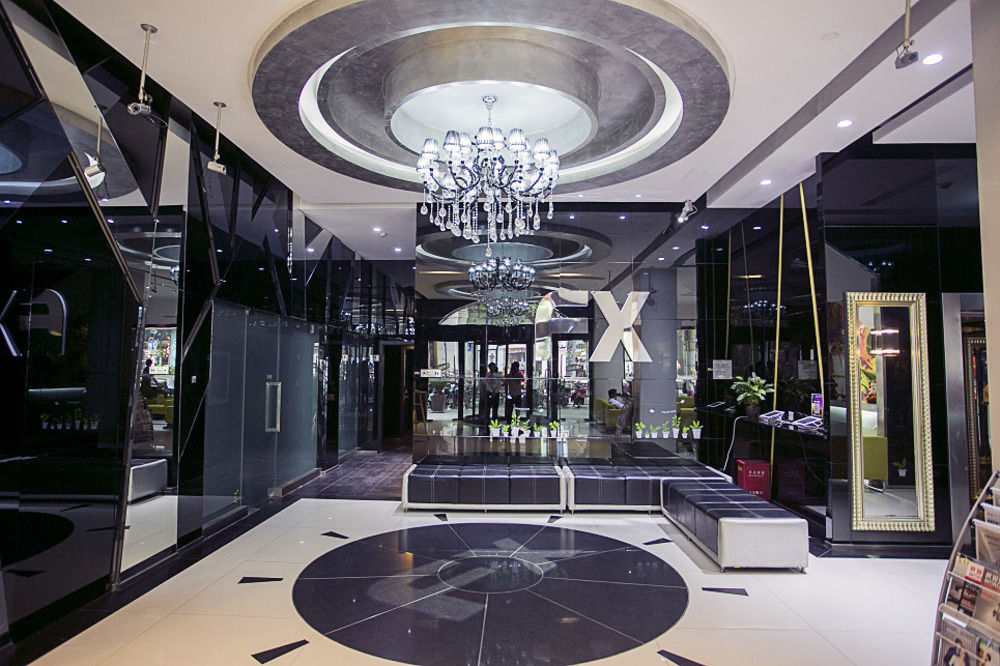 Fx Hotel Xujiahui - Shanghai Stadium Branch Buitenkant foto