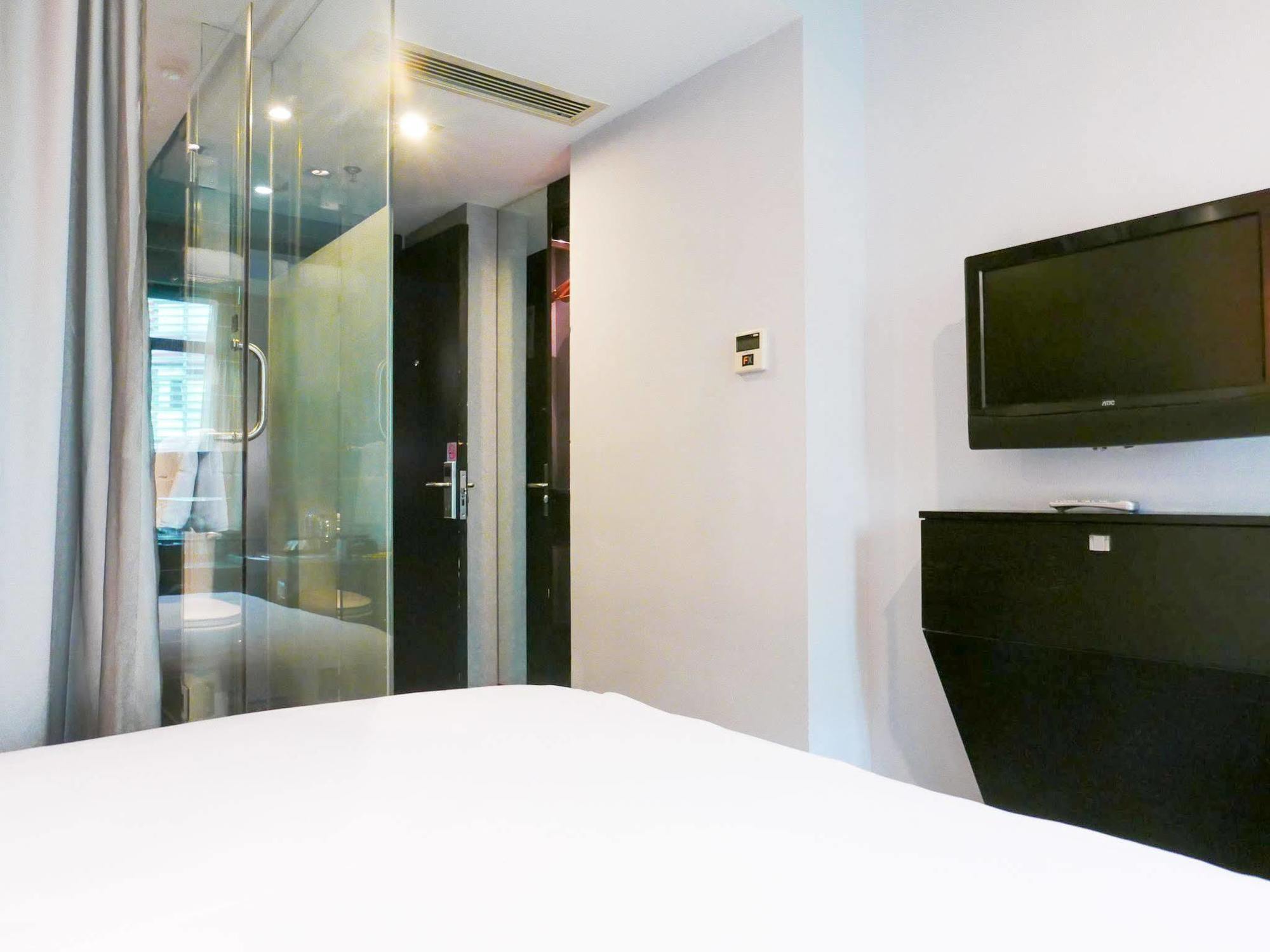 Fx Hotel Xujiahui - Shanghai Stadium Branch Buitenkant foto