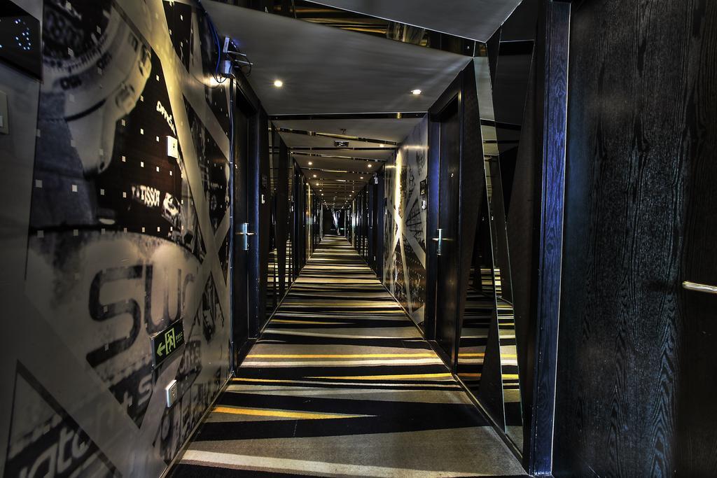 Fx Hotel Xujiahui - Shanghai Stadium Branch Buitenkant foto