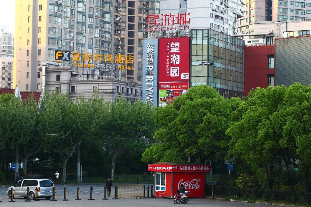 Fx Hotel Xujiahui - Shanghai Stadium Branch Buitenkant foto
