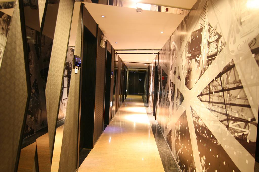 Fx Hotel Xujiahui - Shanghai Stadium Branch Buitenkant foto